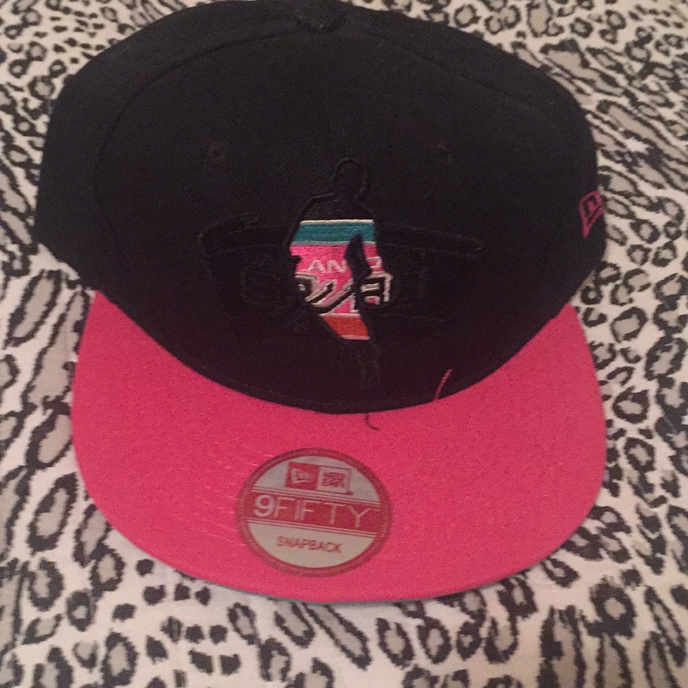 Spurs SnapBack Cap